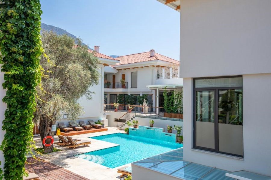 Ecclesia Boutique Hotel
