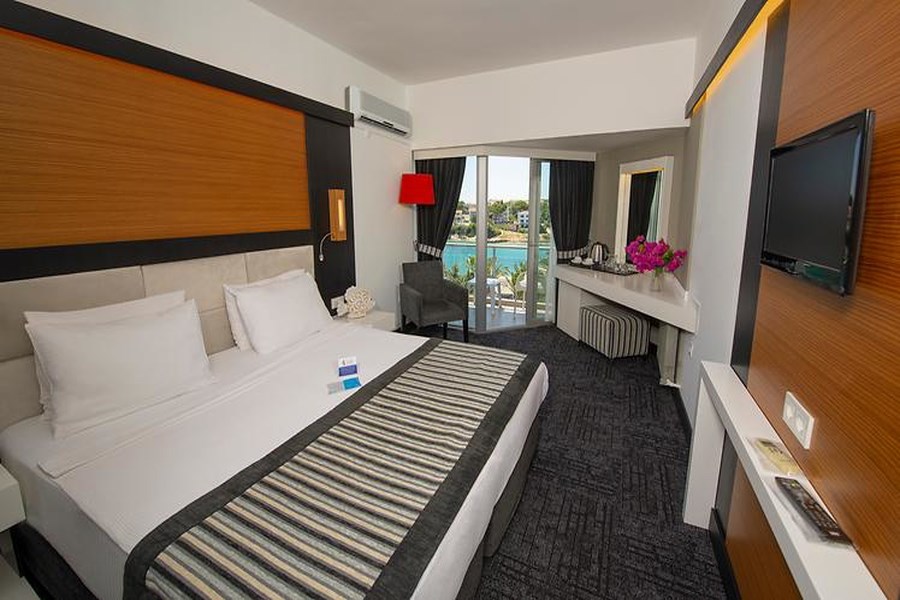 Çeşme Ladin Otel