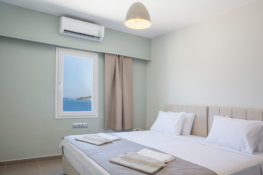 YAZ Beach Hotel