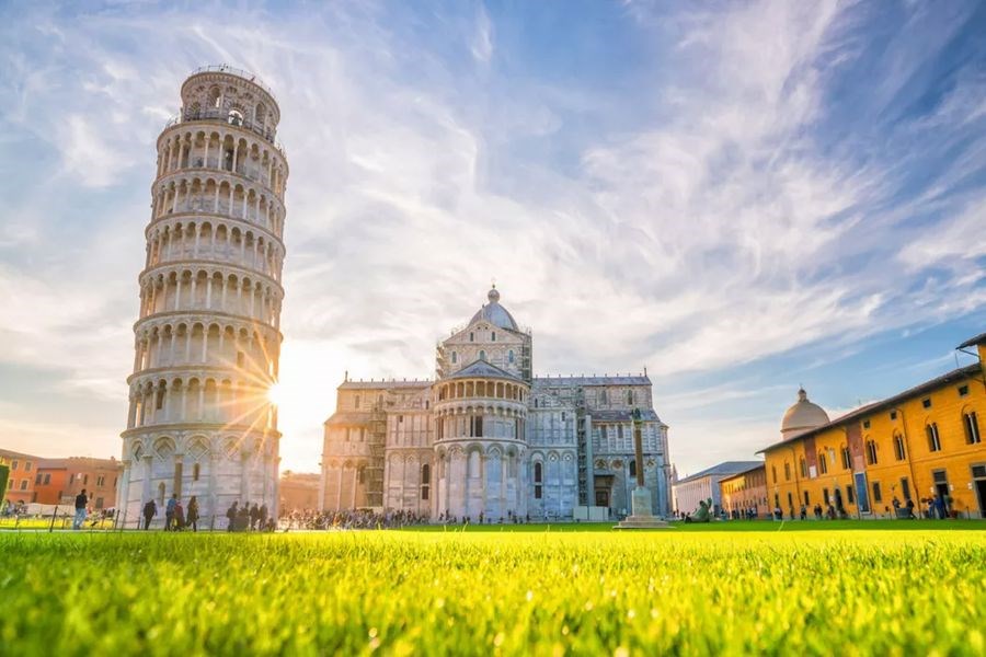 Kuzey İtalya Turu Sömestre Özel Türk Hava Yolları İle Ekstra Turlar ve Çevre Gezileri Dahil 4 Gece 5 Gün 2026 (MXP-MXP)