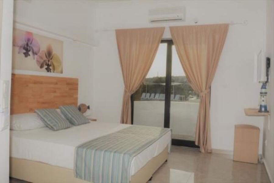 Otel Marinada Bitez