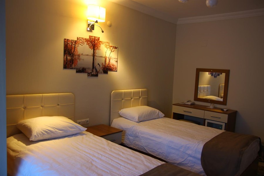 Mut Deveci Otel