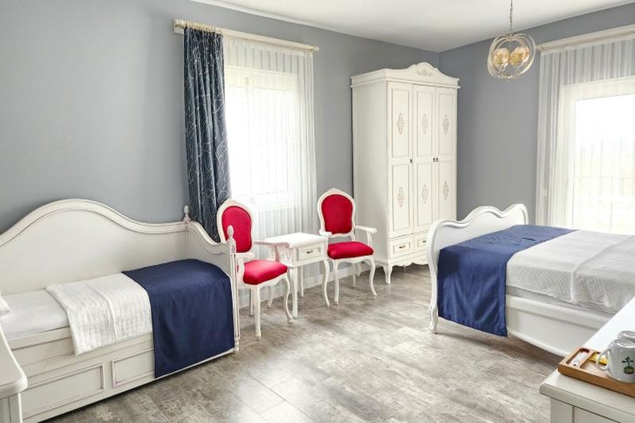 Otel Naturla Göl Evi Urla