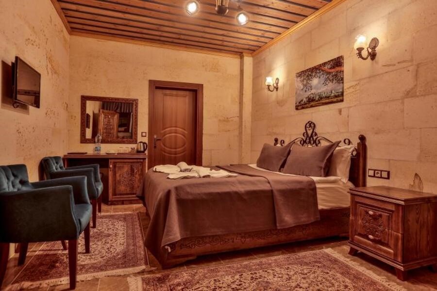 Milat Cave Hotel