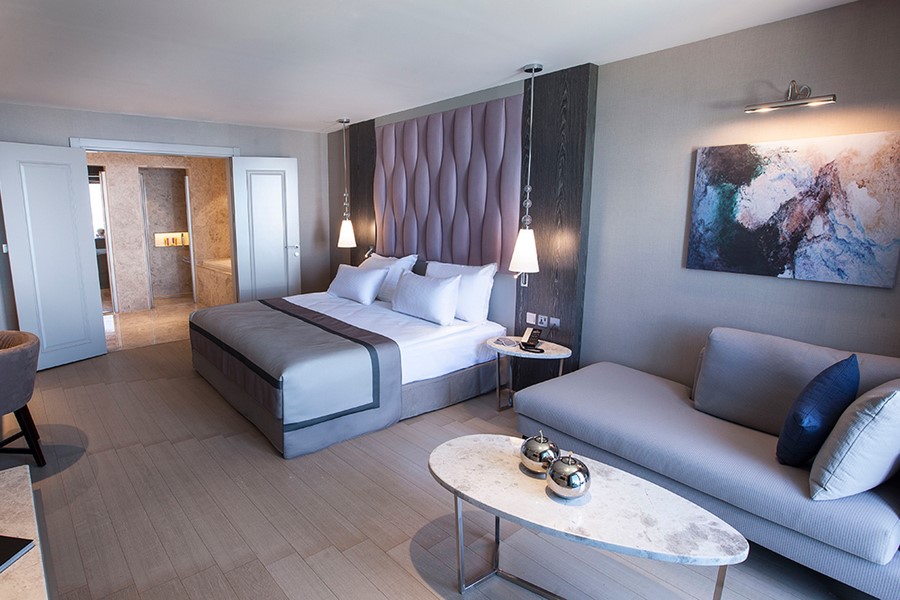 Elexus Hotel & Resort & Casino