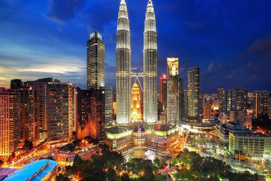 Kuala Lumpur Turu Her Salı Hareket 4 Gece 6 Gün