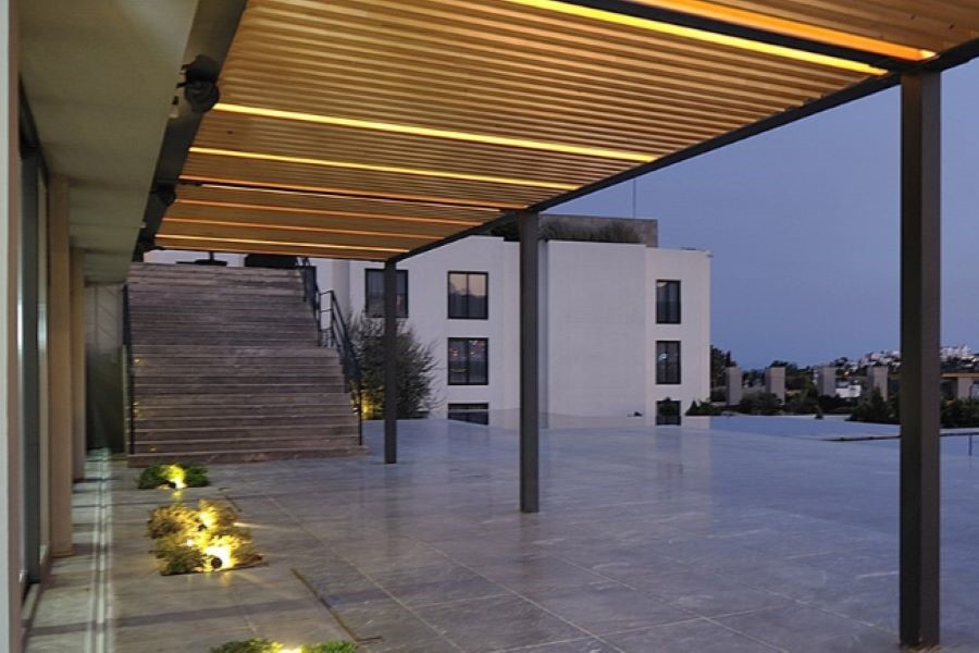 FOYER TERRACE