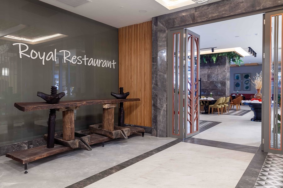 Royal Restaurant