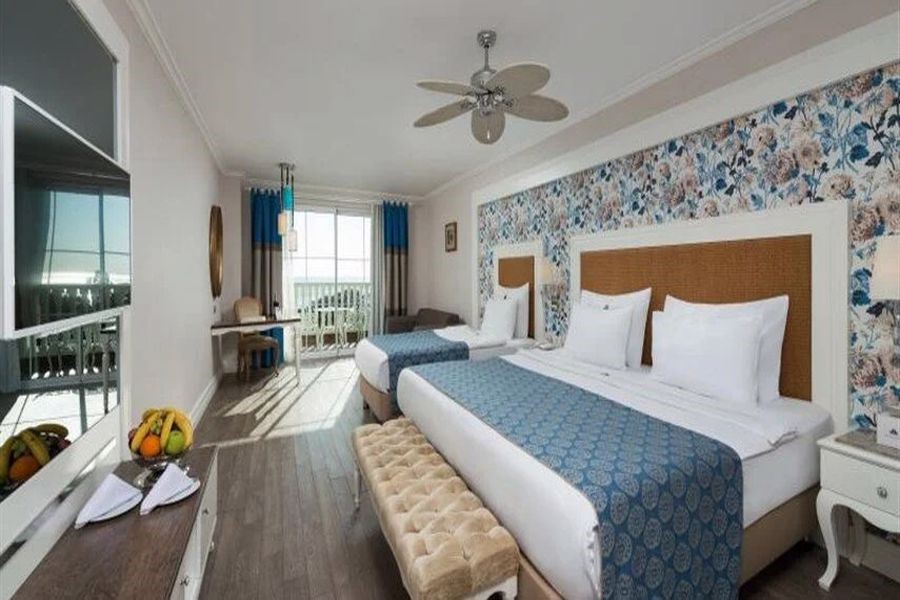 Rubi Platinum Spa Resort & Suites