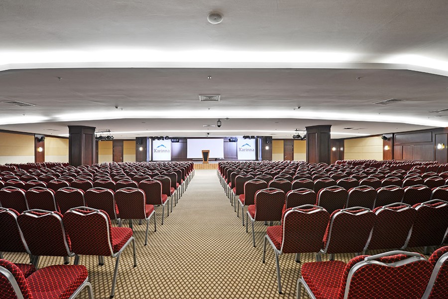 Karinna Hotel Convention Center & Spa
