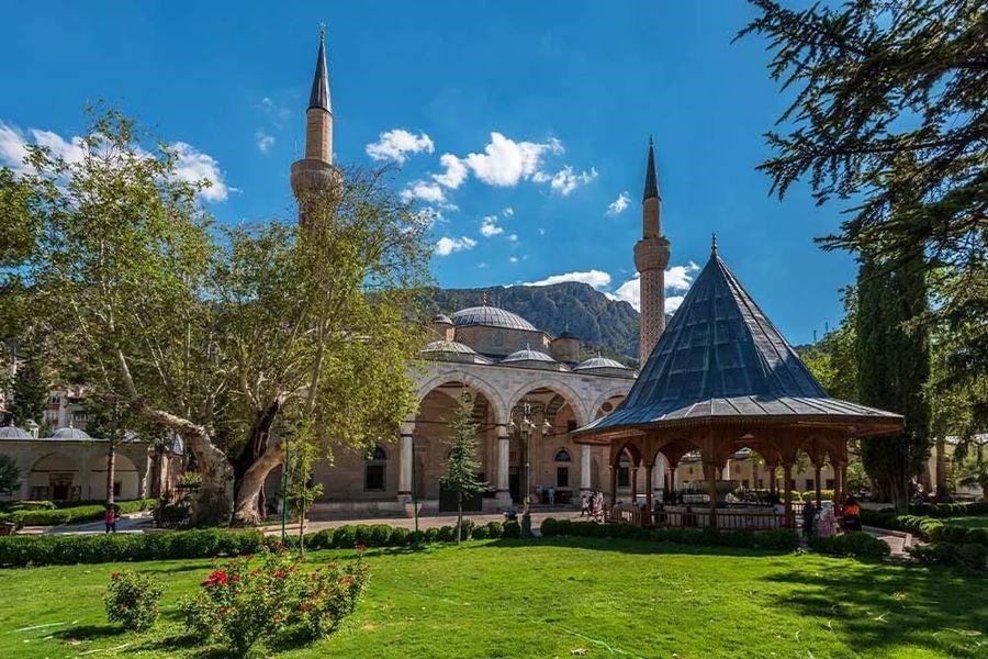 Karadeniz Yaylalar Ve Batum Turu 5 Gece Otel Konaklamalı Ankara Çıkışlı