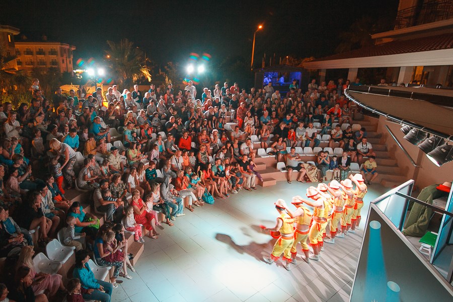 Akşam Şovları