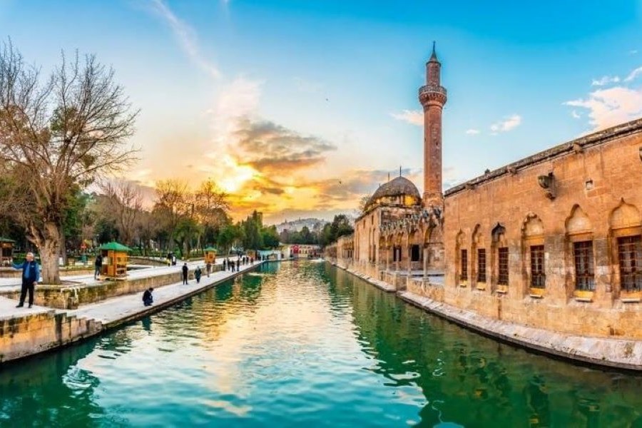 Uçaklı Mardin Şanlıurfa Gaziantep Turu İstanbul Hareketli
