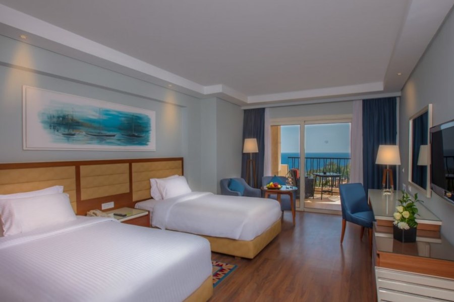 Grand Rotana Resort & Spa 