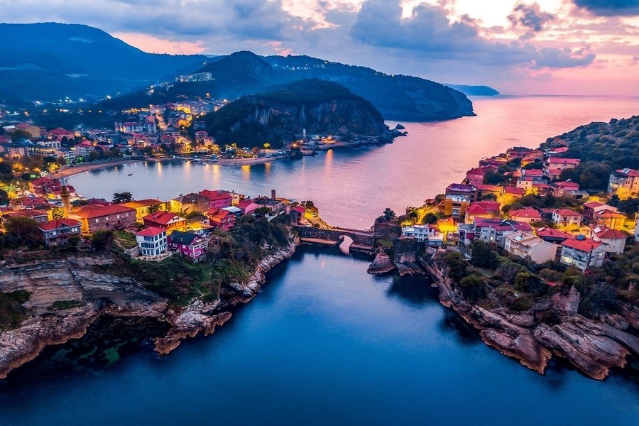 1 Mayıs Özel Butik Batı Karadeniz Turu İstanbul Çıkışlı