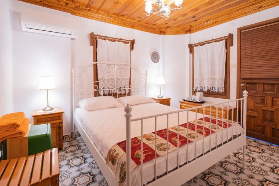 Liya Boutique Hotel Suites