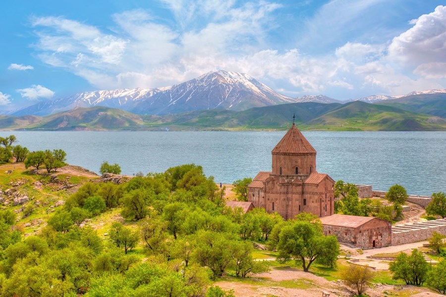 Uçaklı Doğu Anadolu İncileri Turu Kırklareli Hareketli