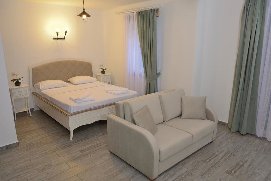 Brothers Çeşme Boutique Hotel