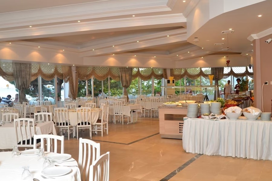 ANA RESTAURAN