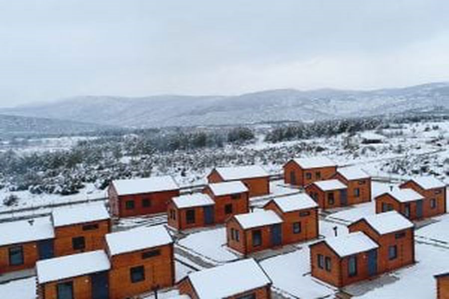 LogNikfer Bungalows