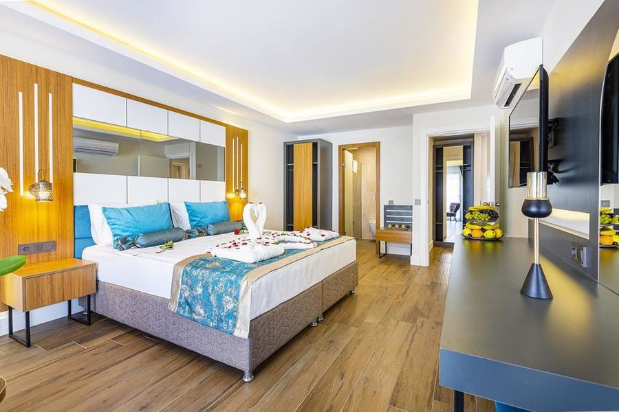Algora Halal Hotel