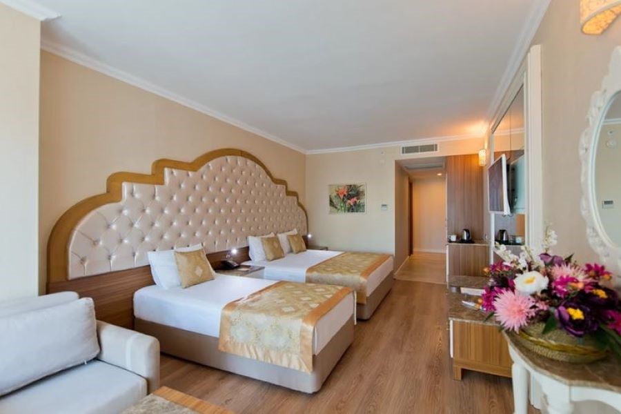 Side Premium Hotel