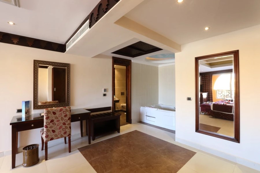 Rehana Royal Beach Resort Aqua Park & Spa