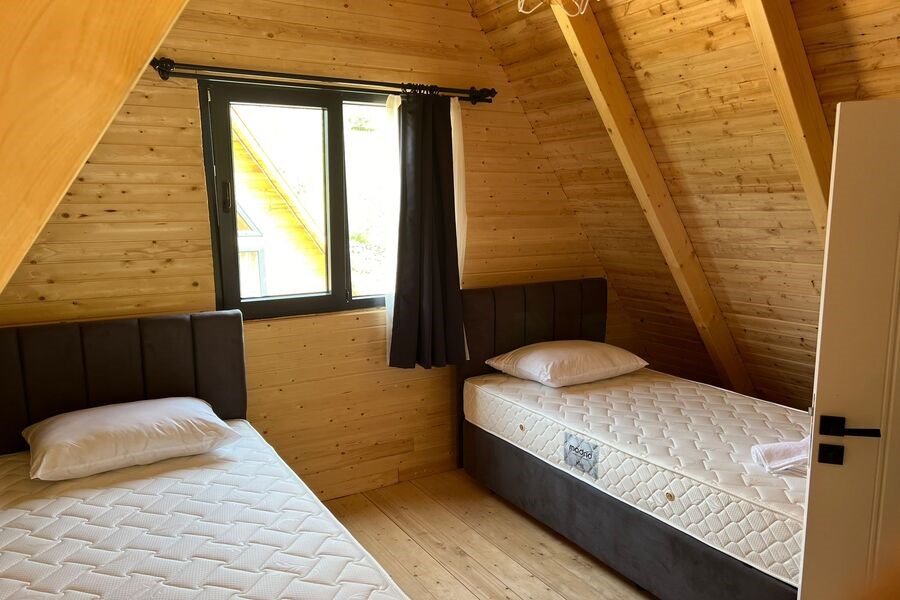 Göl Deluxe Kalkan
