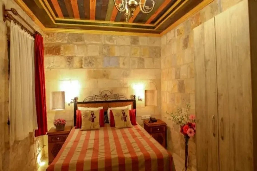 Bedrock Cave Hotel