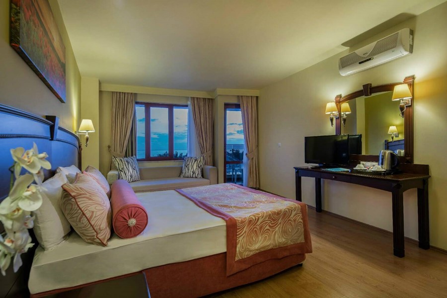 Selge Beach Resort & Spa