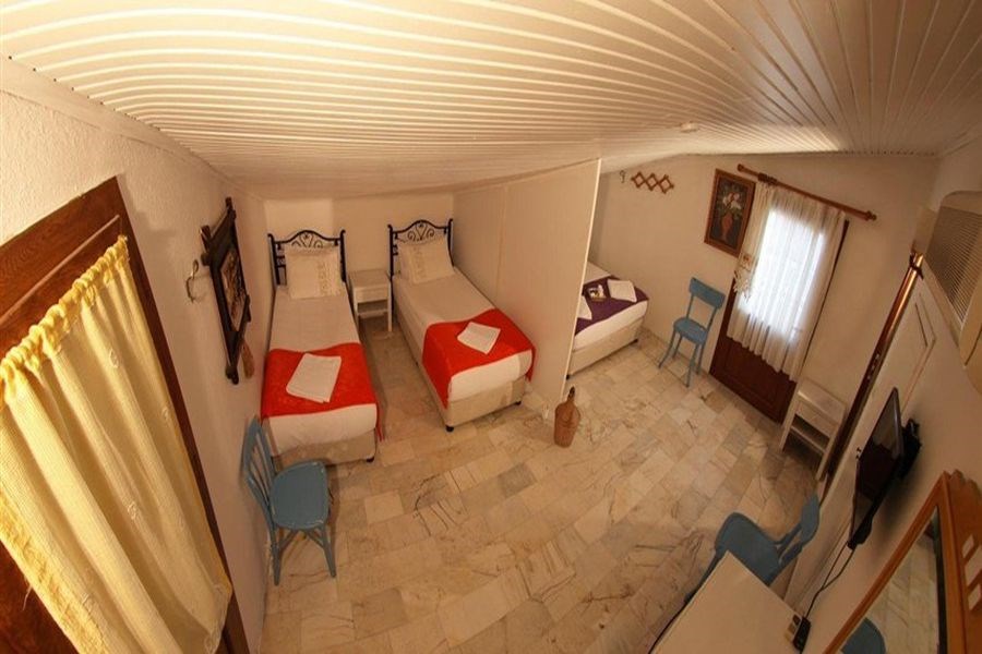 Antik Motel Alaçatı