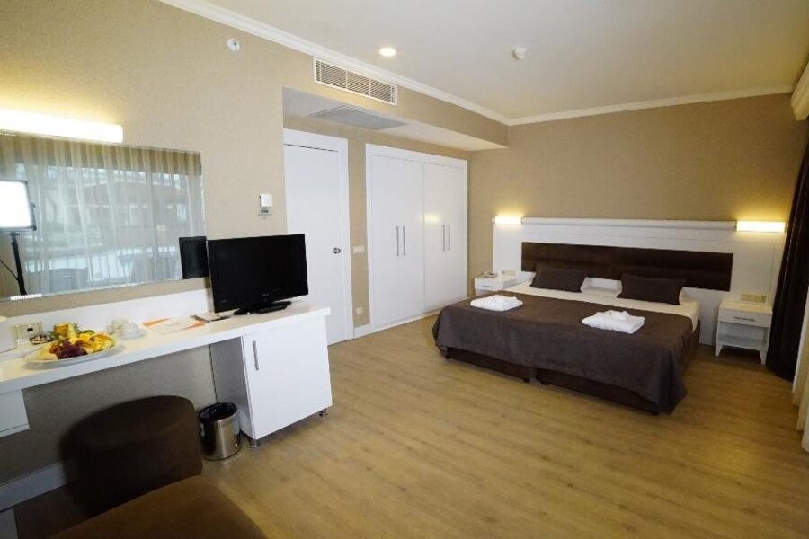 Sueno Hotels Beach Side