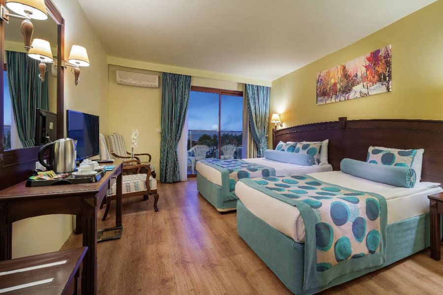 Selge Beach Resort & Spa