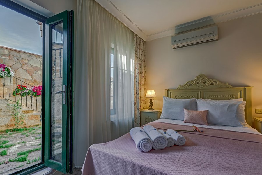 Cunda Esen Otel