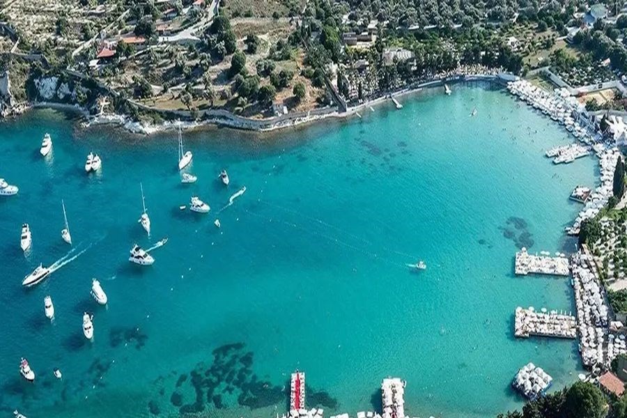 Aya Yorgi Koyu otel imarına açıldı