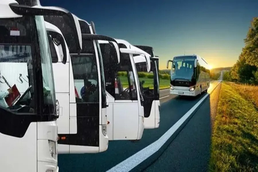 Otobüslerde Güvenli Yolculuğun Anahtarı: Araç Takip Cihazları