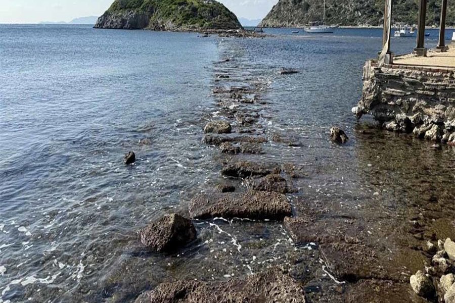 Bodrum’da deniz çekildi, 3.500 yıllık tarihi “Kral Yolu” ortaya çıktı