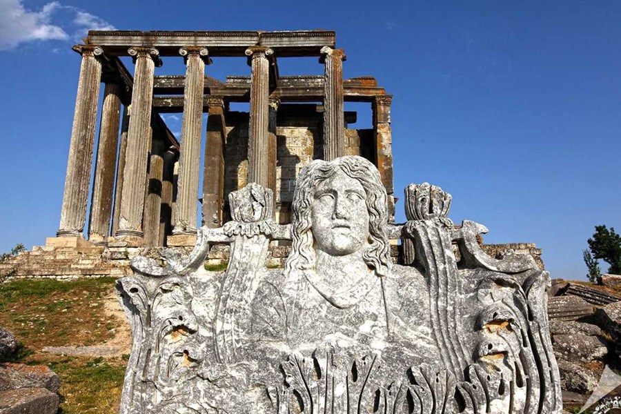 Keşfedilmeyi Bekleyen Aizanoi Antik Kenti