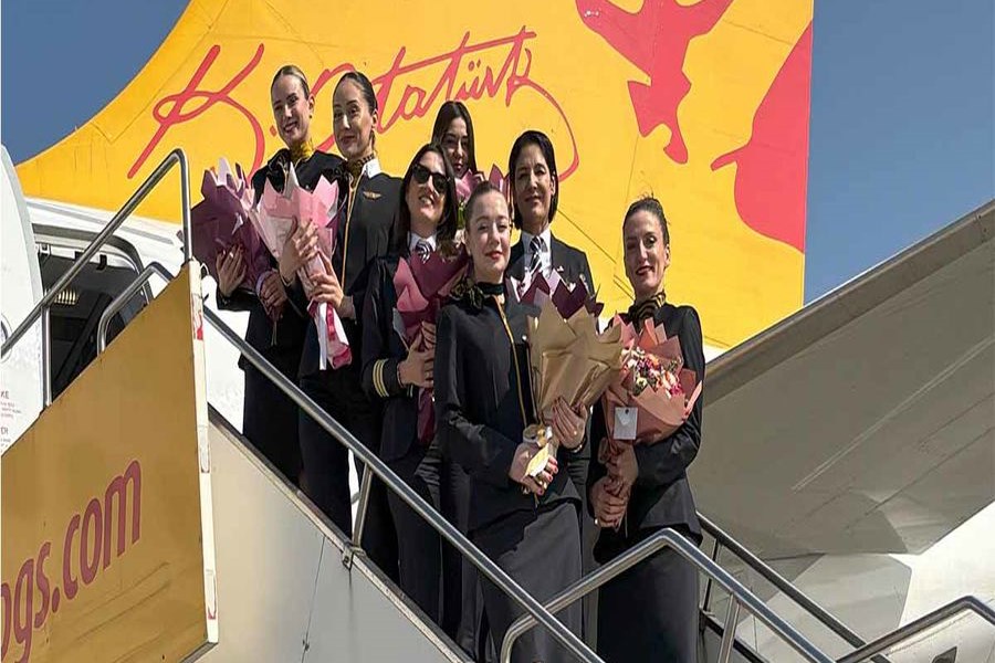 Pegasus’tan Dünya Kadınlar Günü’ne özel sefer: Uçuş ekibinin tamamı kadınlardan oluştu