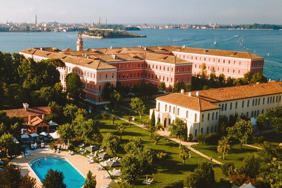 Venedik’teki San Clemente Palace Hotel’in İşletmesini Mandarin Oriental Yapacak