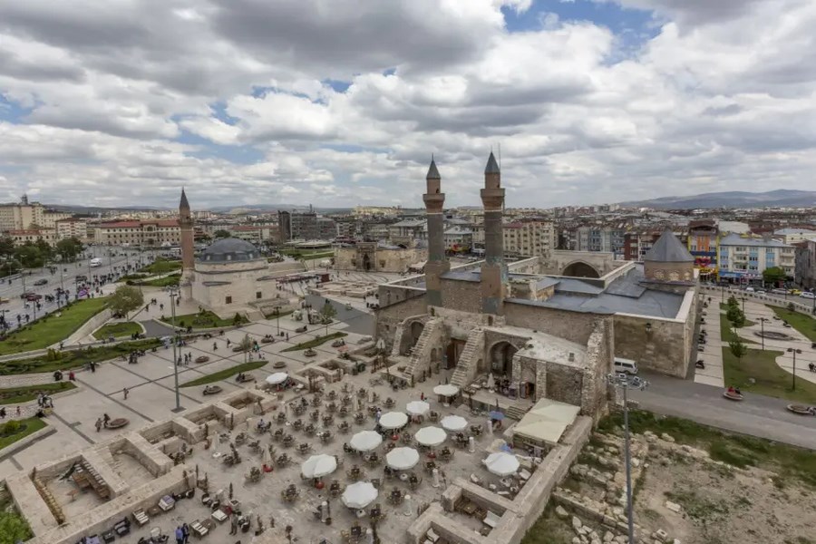 Tarihin ve Kültürün İzinde Sivasta Bir Gün